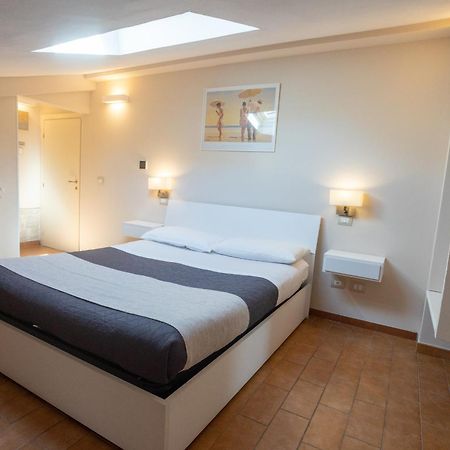 Helios Assisi Otel Dış mekan fotoğraf