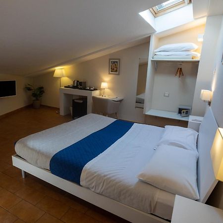 Helios Assisi Otel Dış mekan fotoğraf