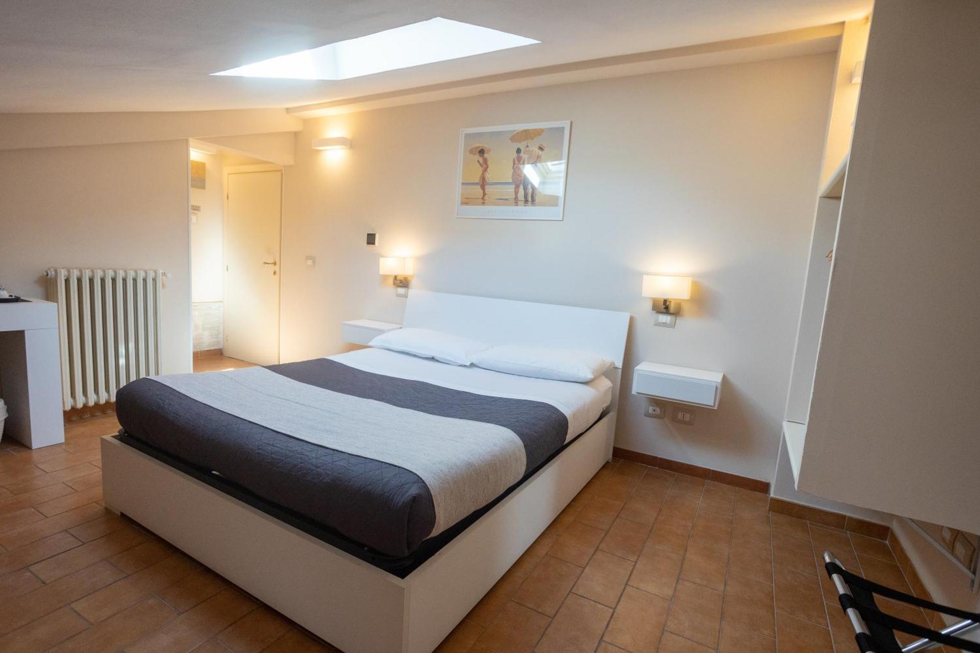 Helios Assisi Otel Dış mekan fotoğraf