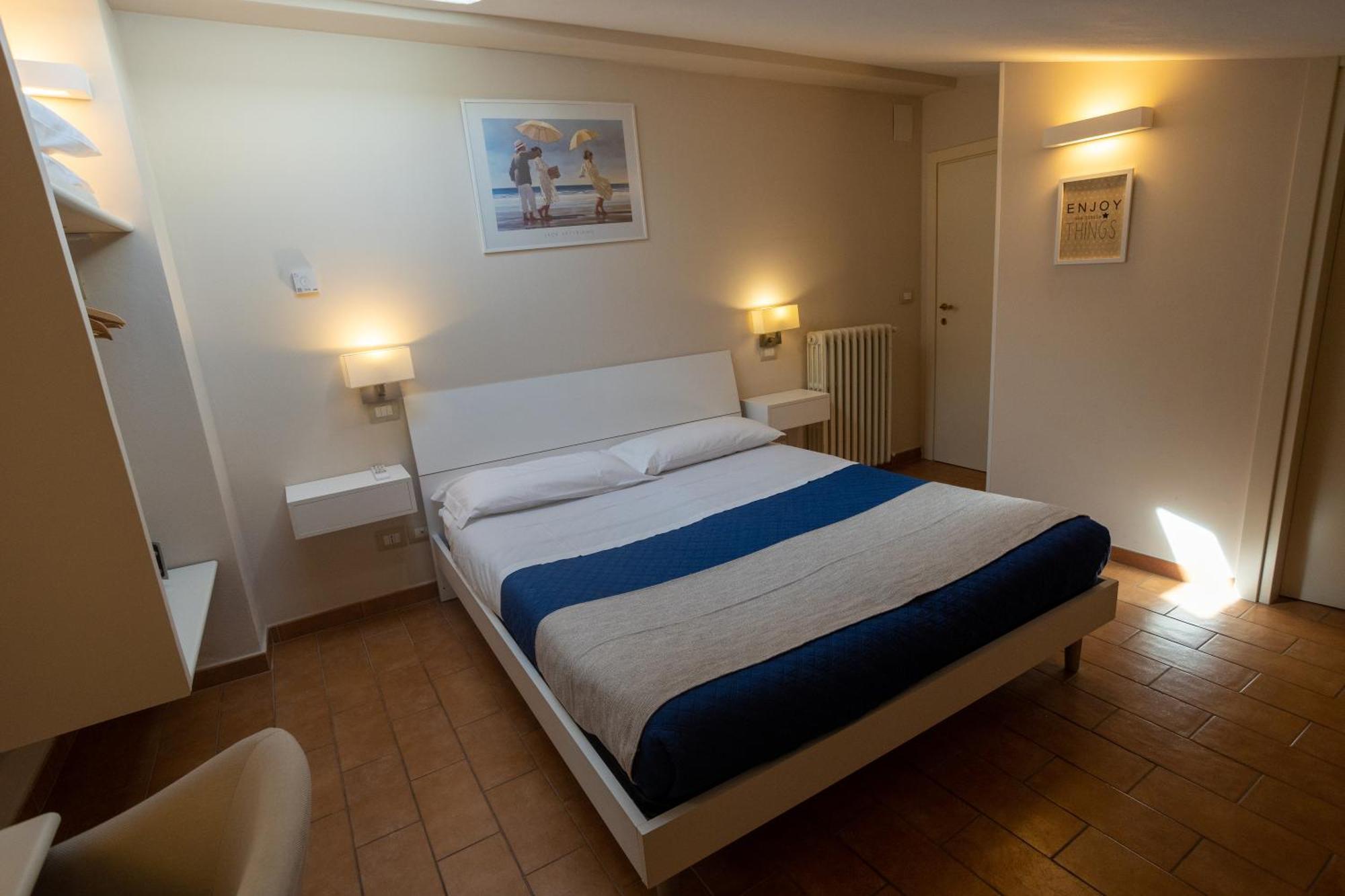 Helios Assisi Otel Dış mekan fotoğraf